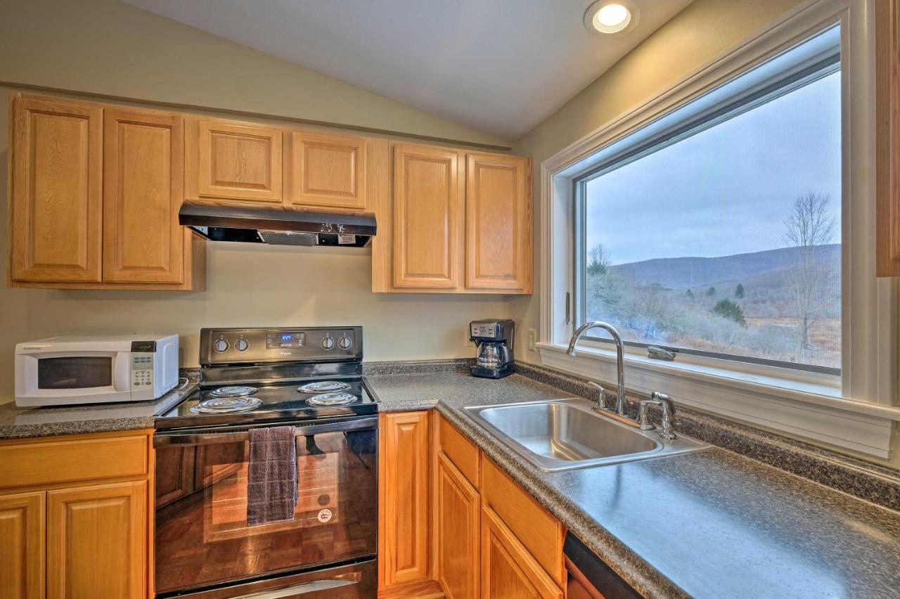 Quiet Catskills Getaway With Deck And Mtn Views New Kingston Εξωτερικό φωτογραφία